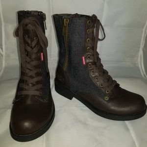 Levi's boots